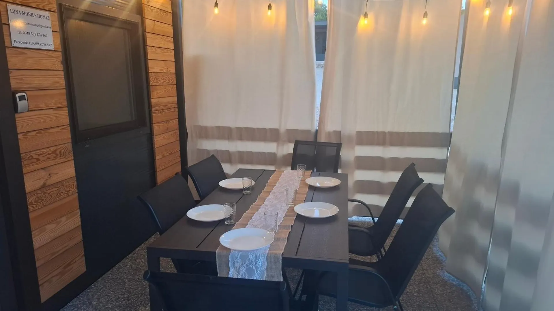 Campsite Luna Mobilehomes Drage